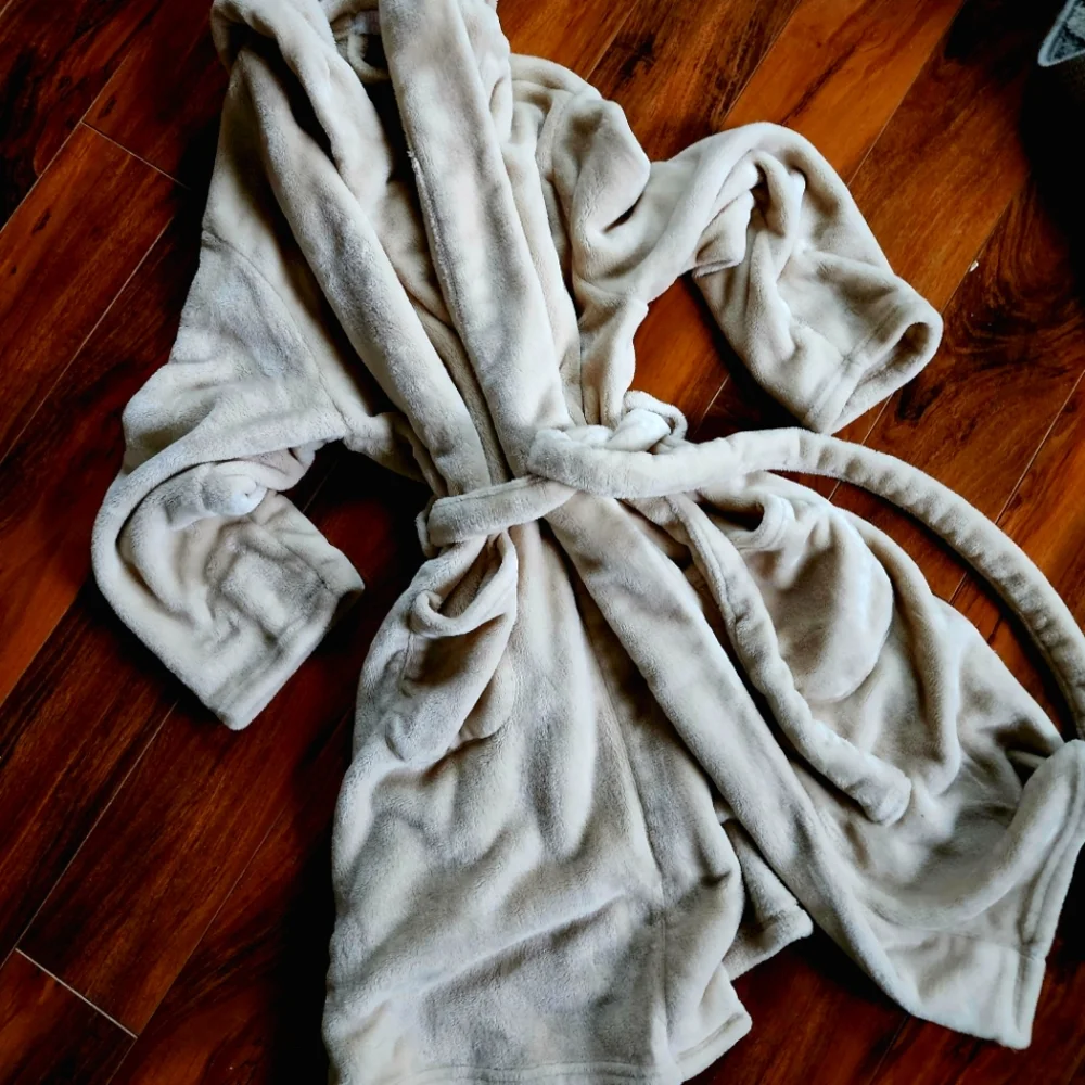 SUMMER & ROSE Plush Hooded Bathrobe /L-XL - Picture 4 of 8